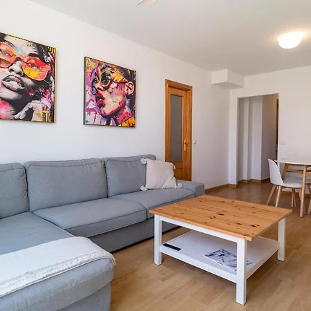 Appartement 3 Bedroom Lovely Apartment In Torremolinos