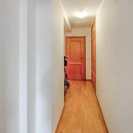 3 Bedroom Lovely Apartment In Torremolinos *